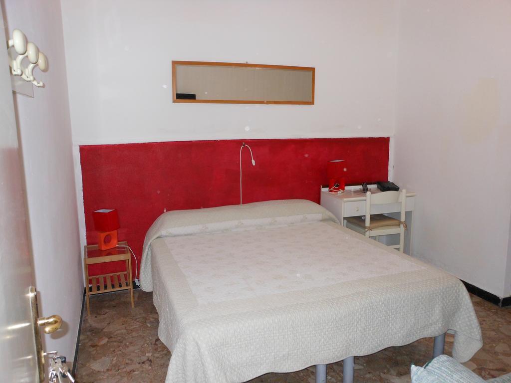 ألاسيو Albergo Fanny المظهر الخارجي الصورة